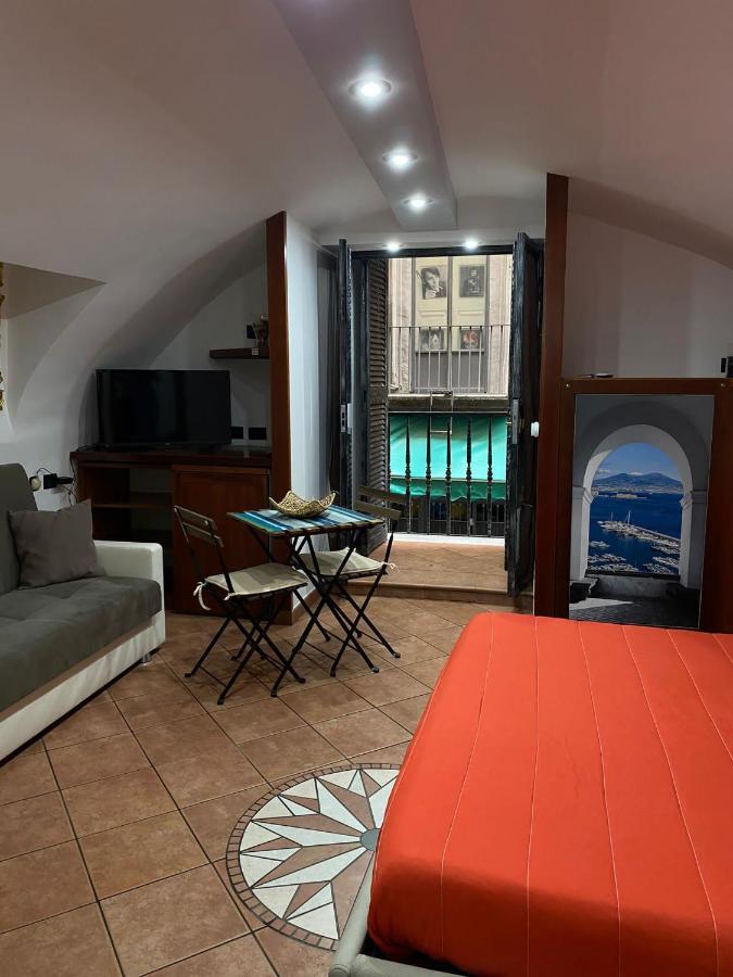 Home In Love: Balconcino Spaccanapoli Экстерьер фото