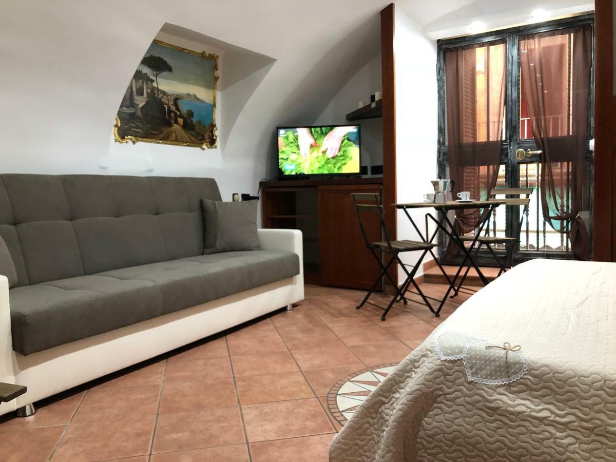 Home In Love: Balconcino Spaccanapoli Экстерьер фото